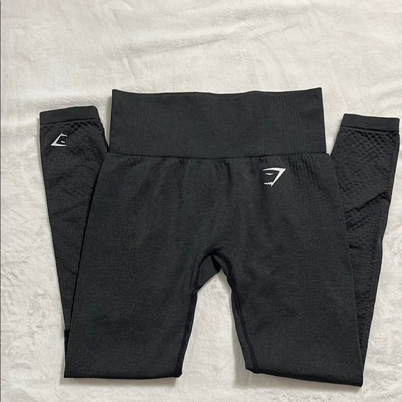 Gymshark Black High-Waisted Leggings - Picture 5 of 9